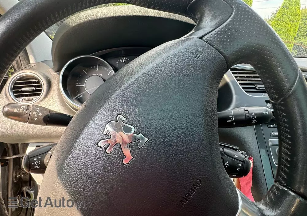 PEUGEOT 3008 2.0 HDi Allure