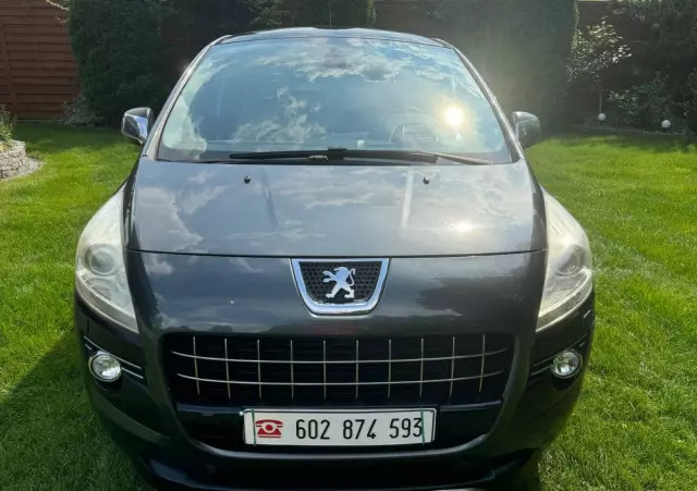 PEUGEOT 3008 2.0 HDi Allure