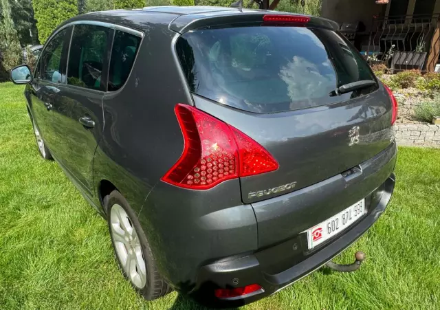 PEUGEOT 3008 2.0 HDi Allure
