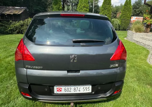 PEUGEOT 3008 2.0 HDi Allure