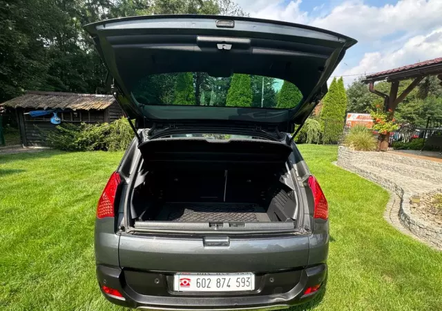 PEUGEOT 3008 2.0 HDi Allure