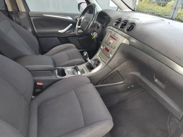 FORD Galaxy Titanium