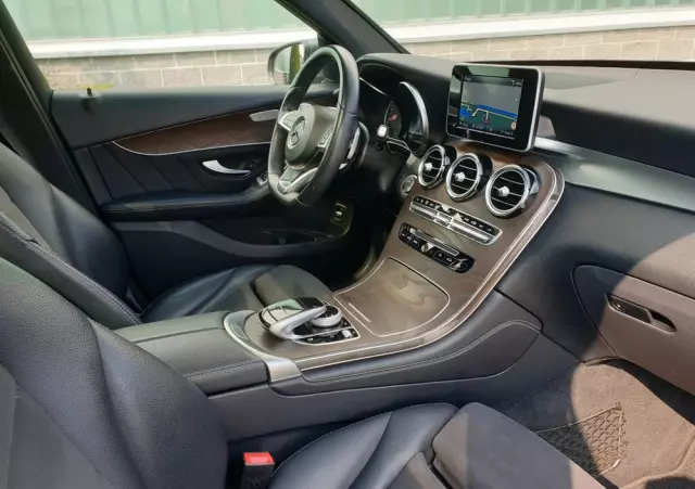 MERCEDES-BENZ GLC 220 d 4-Matic