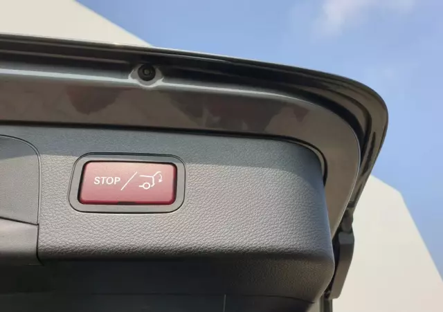 MERCEDES-BENZ GLC 220 d 4-Matic