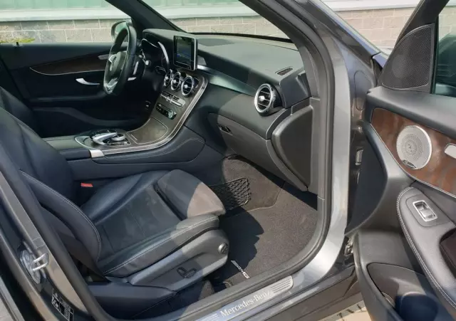 MERCEDES-BENZ GLC 220 d 4-Matic