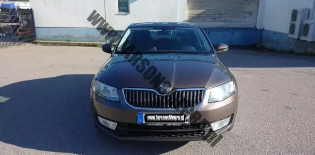 SKODA Octavia 