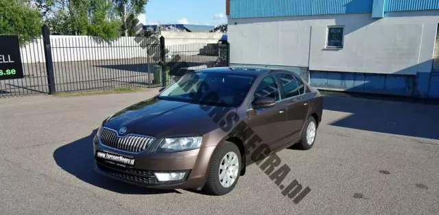 SKODA Octavia 