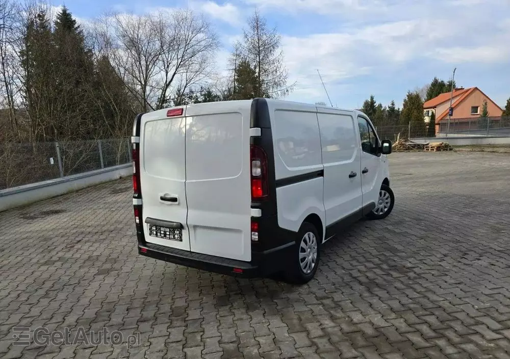 RENAULT TRAFIC 