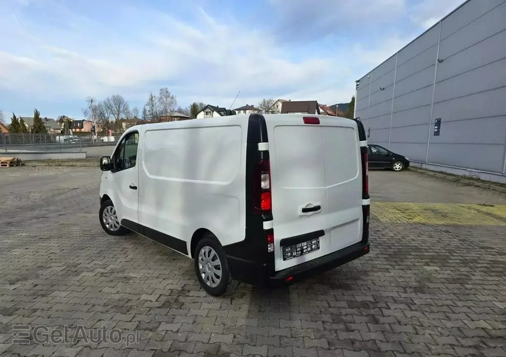 RENAULT TRAFIC 