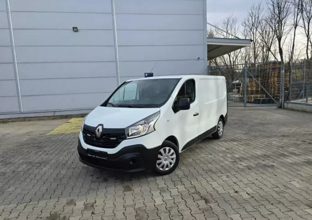 RENAULT TRAFIC 
