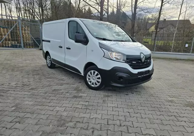RENAULT TRAFIC 