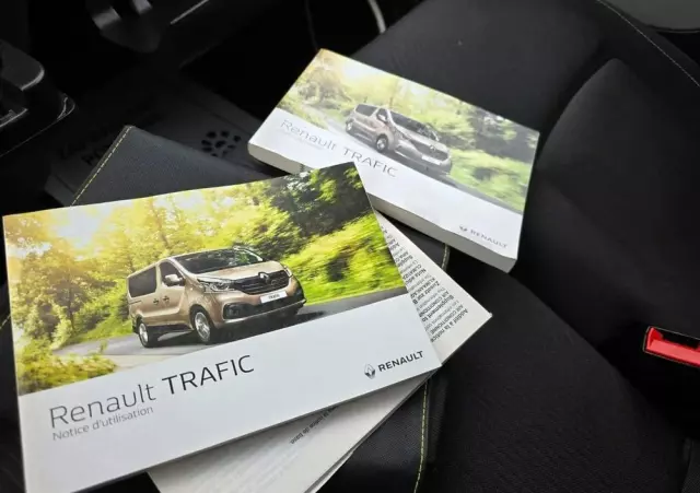 RENAULT TRAFIC 