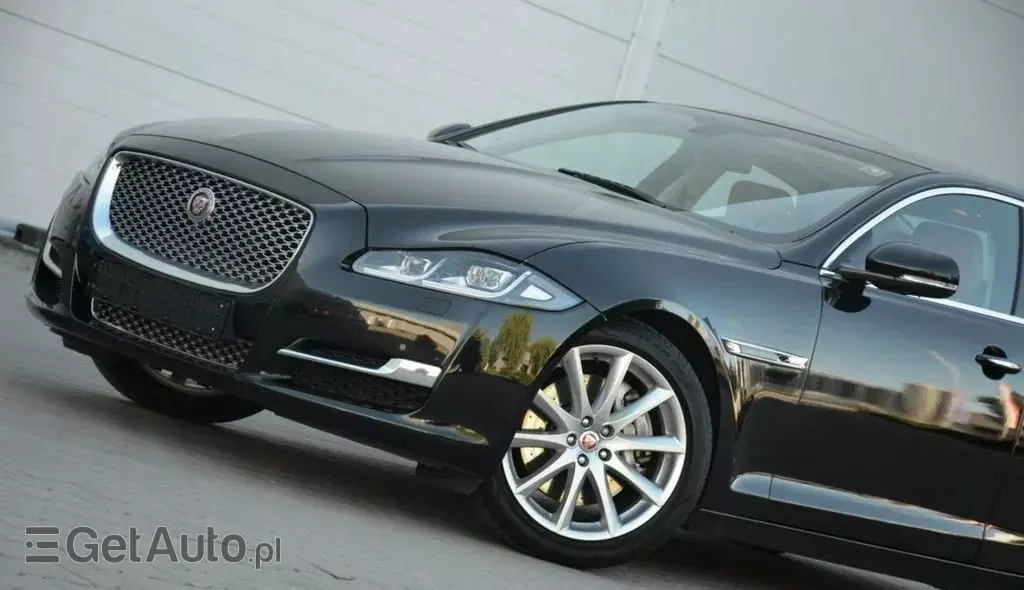 JAGUAR Xj 