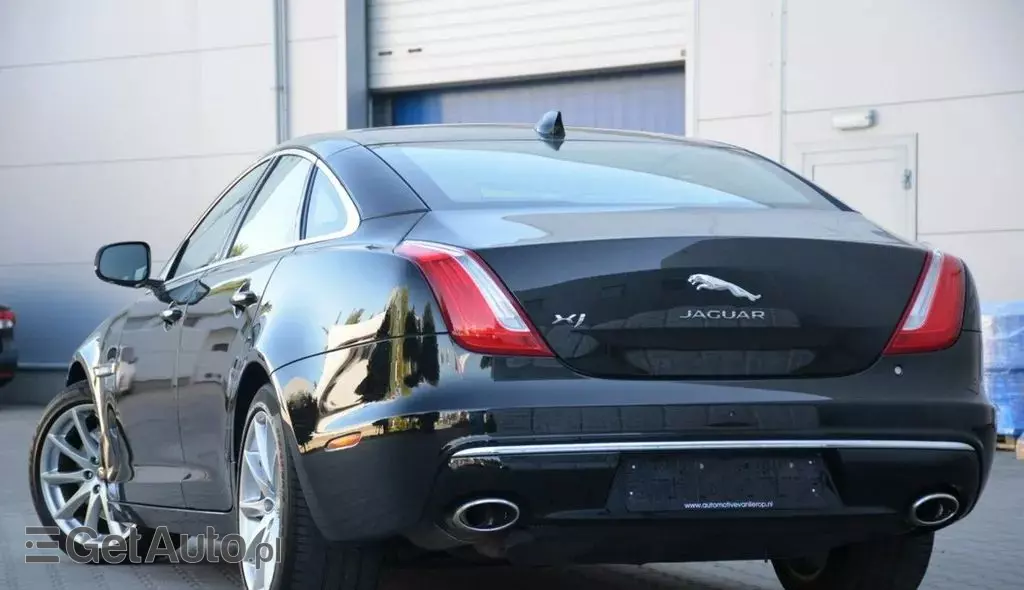 JAGUAR Xj 