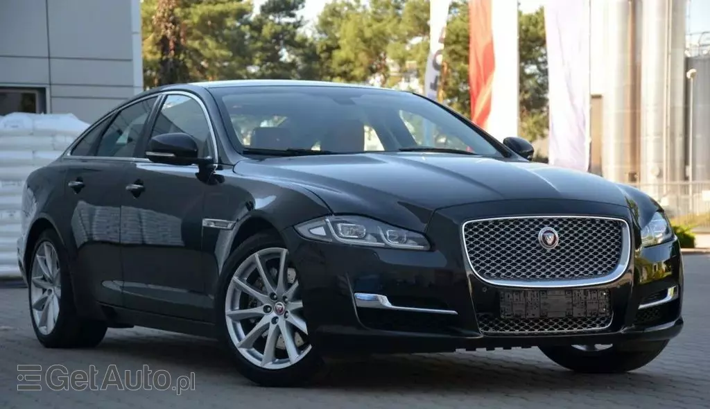 JAGUAR Xj 