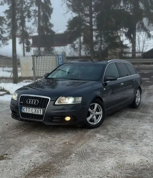 AUDI A6 