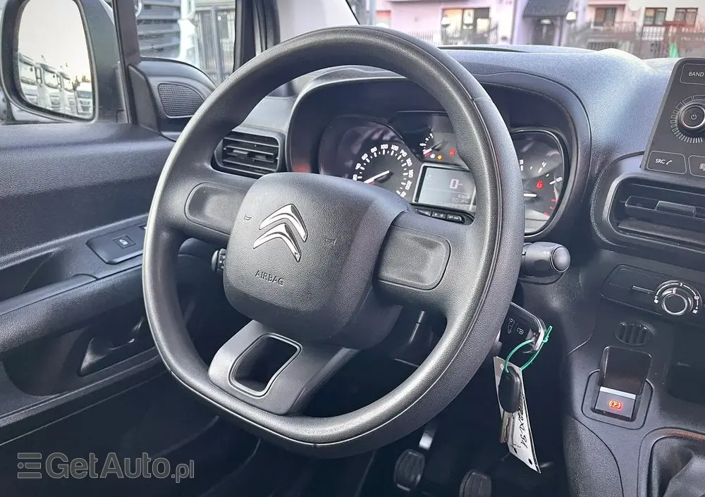 CITROËN BERLINGO LONG / 3 OSOBY / SALON POLSKA / BEZWYPADKOWY / DOSTĘPNE 15 SZTUK 