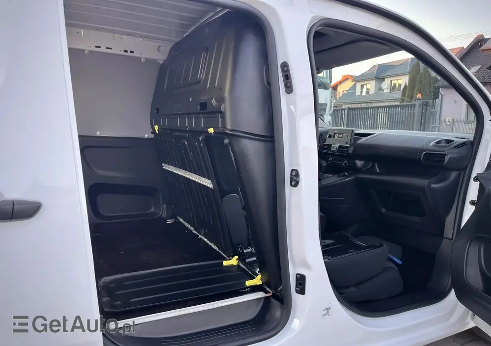 CITROËN BERLINGO LONG / 3 OSOBY / SALON POLSKA / BEZWYPADKOWY / DOSTĘPNE 15 SZTUK 