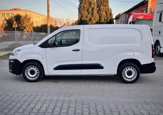 CITROËN BERLINGO LONG / 3 OSOBY / SALON POLSKA / BEZWYPADKOWY / DOSTĘPNE 15 SZTUK 