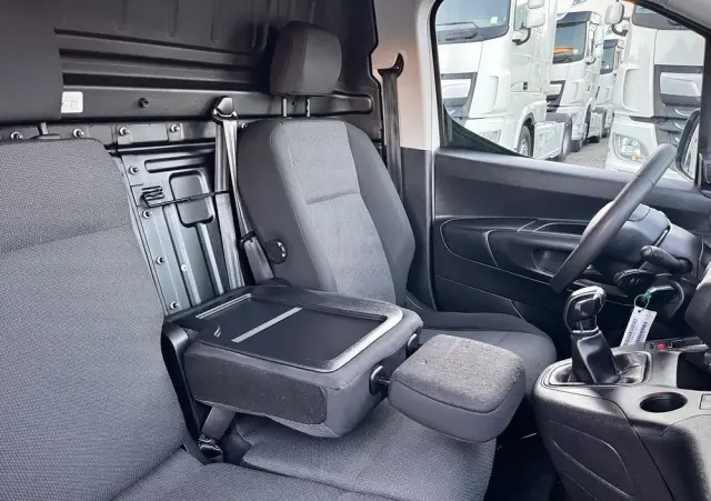 CITROËN BERLINGO LONG / 3 OSOBY / SALON POLSKA / BEZWYPADKOWY / DOSTĘPNE 15 SZTUK 