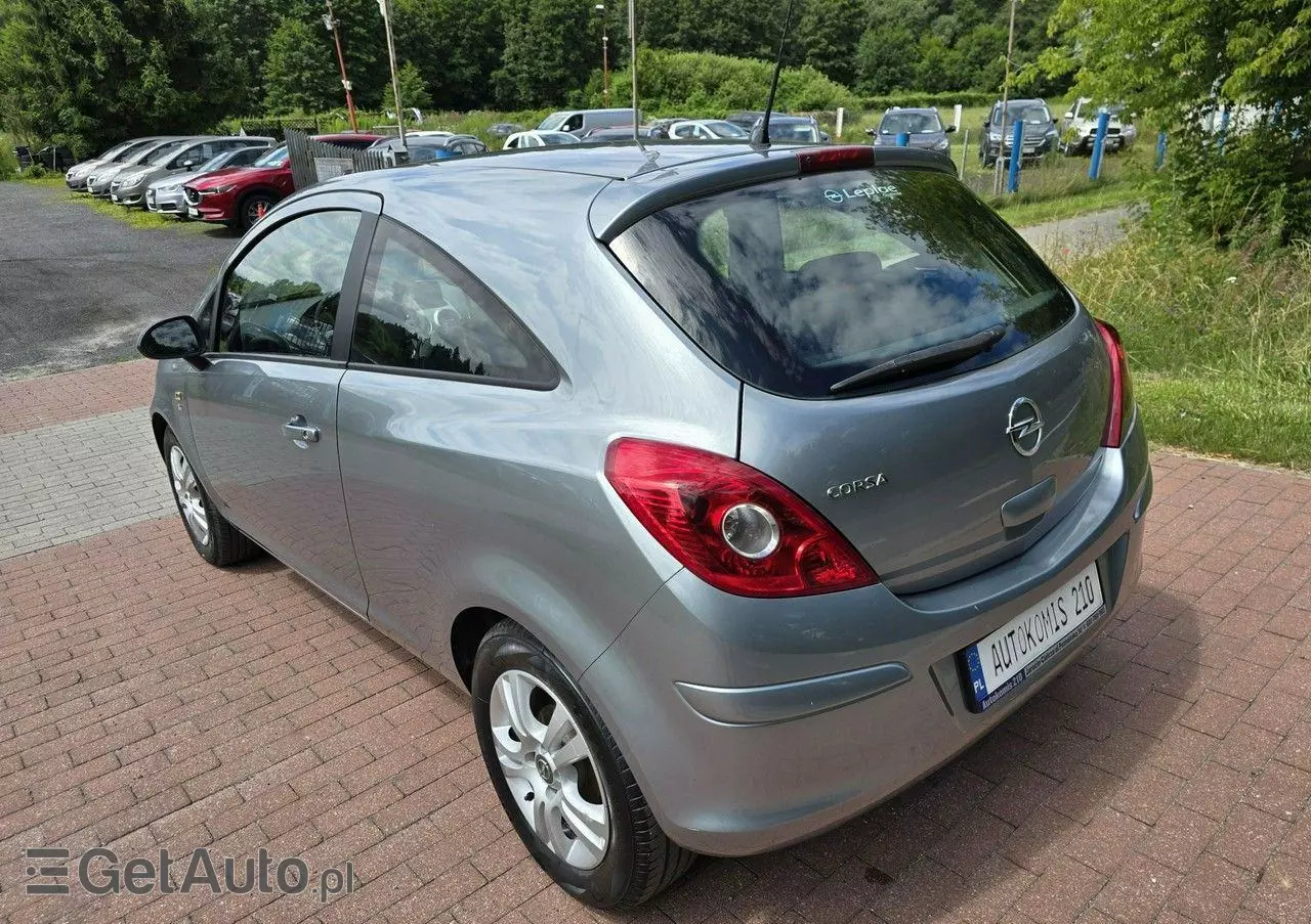 OPEL Corsa 
