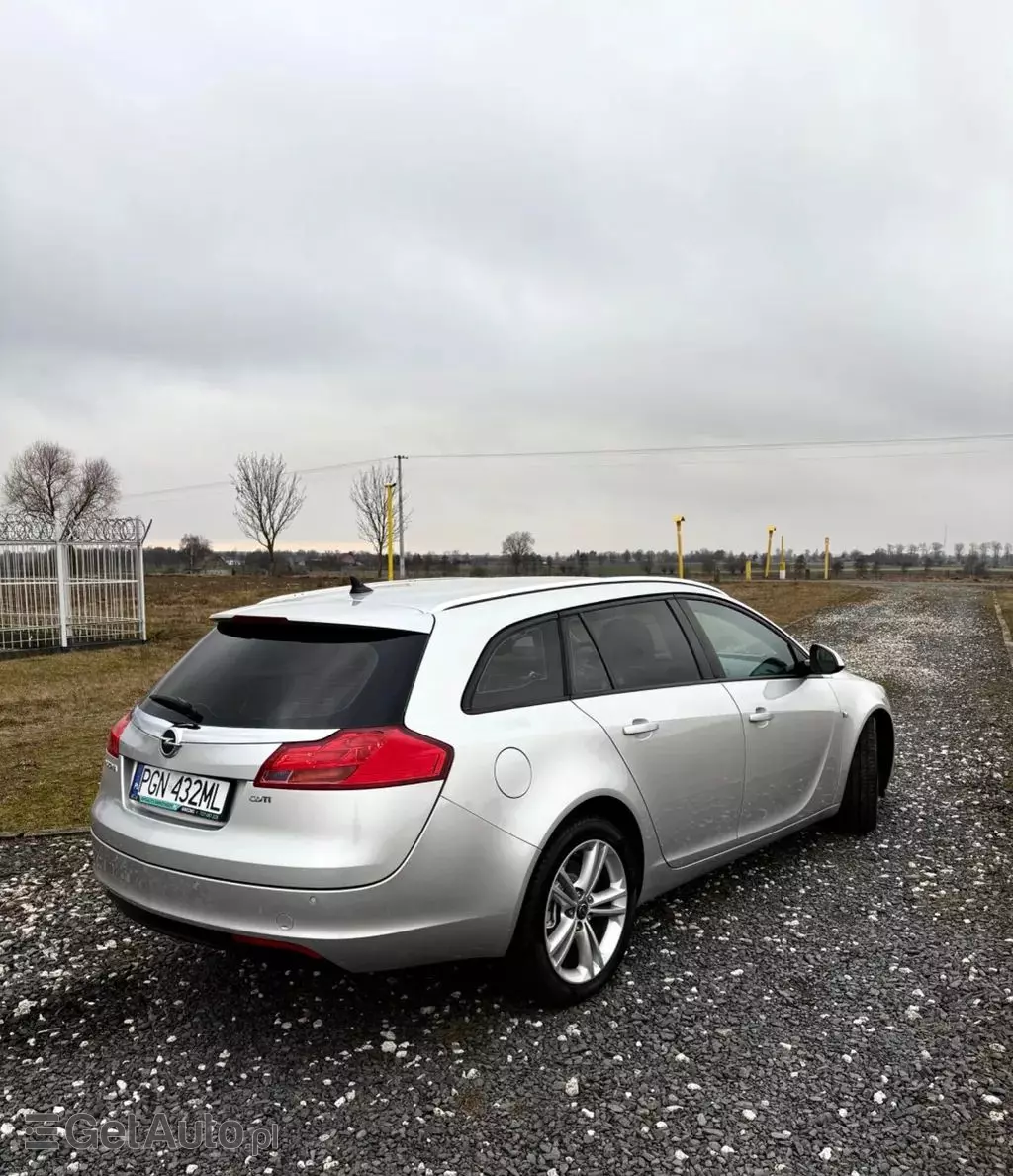 OPEL Insignia 