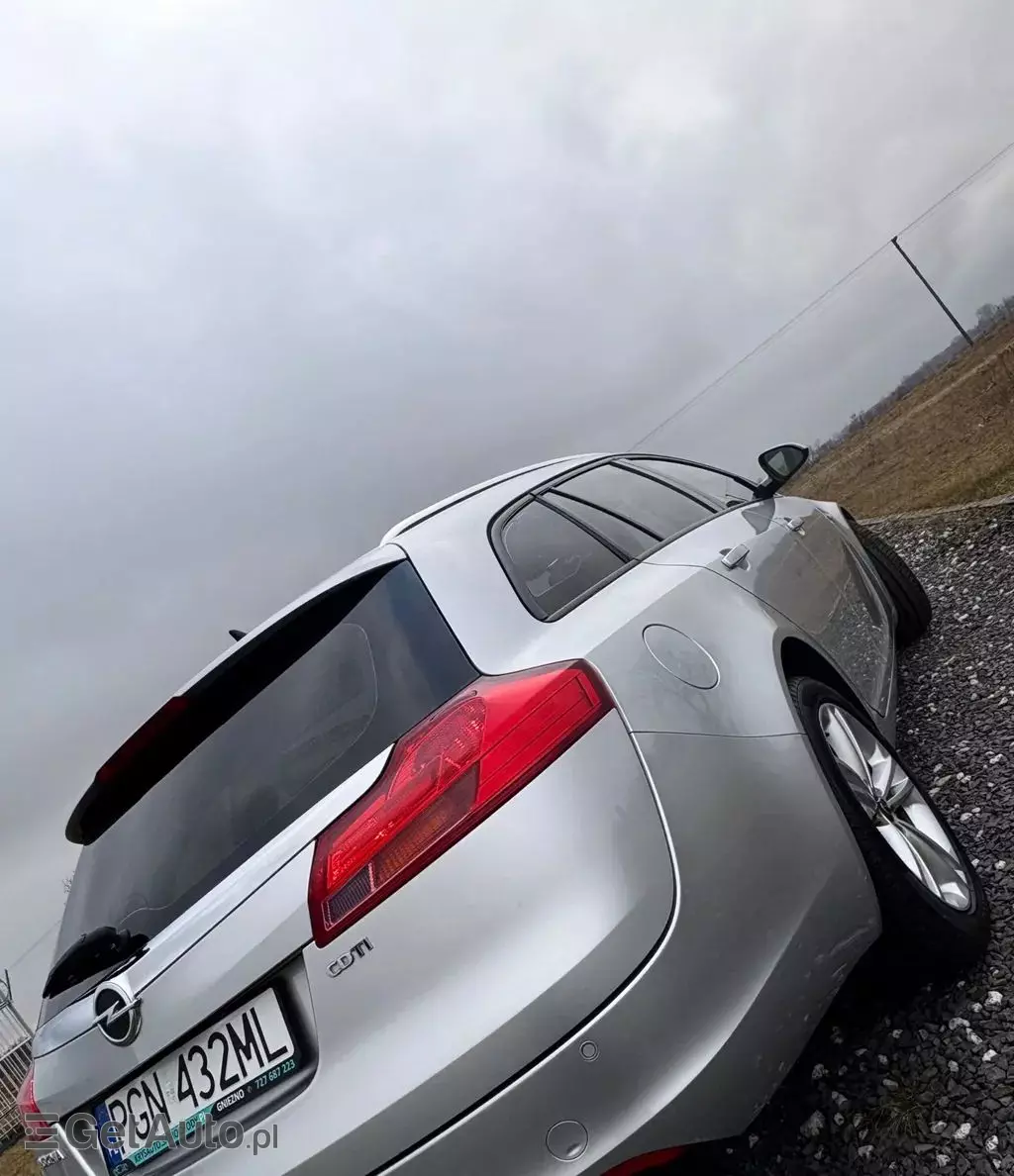 OPEL Insignia 