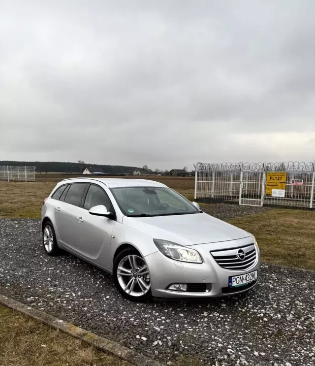 OPEL Insignia 