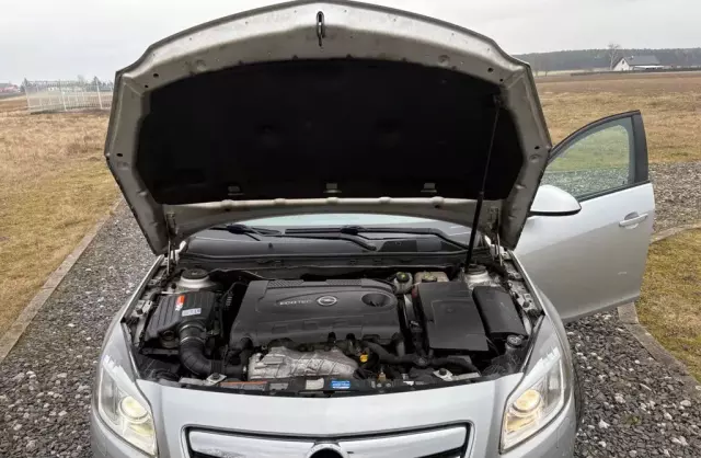 OPEL Insignia 