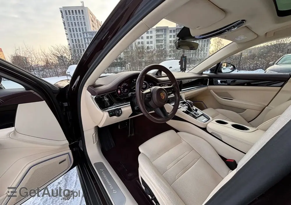 PORSCHE Panamera 4 E-Hybrid Executive