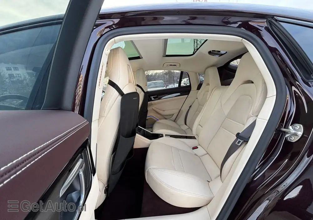 PORSCHE Panamera 4 E-Hybrid Executive