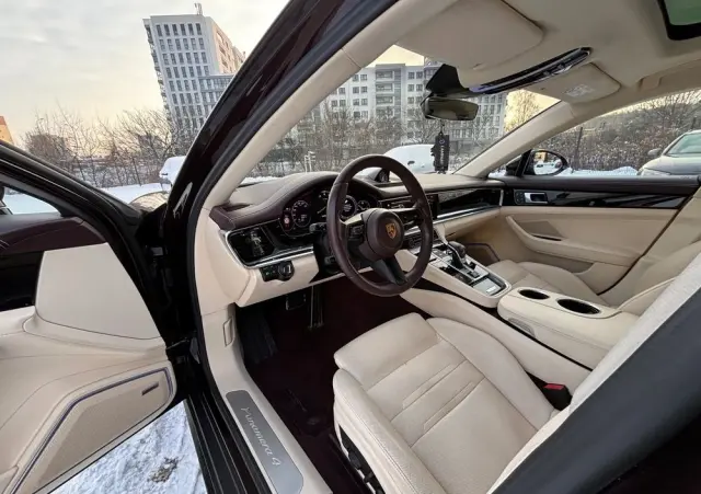 PORSCHE Panamera 4 E-Hybrid Executive
