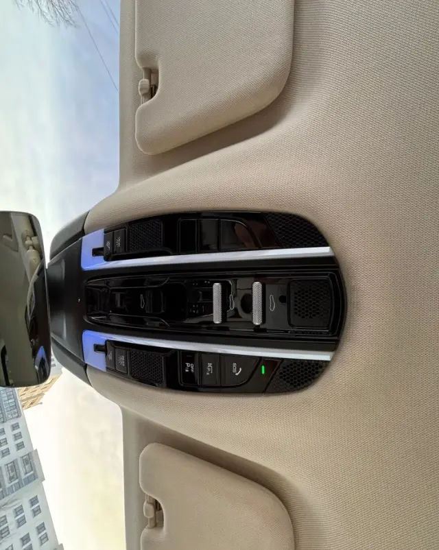 PORSCHE Panamera 4 E-Hybrid Executive