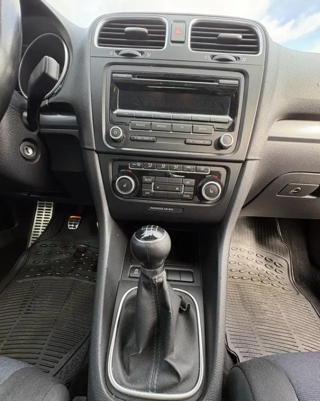 VOLKSWAGEN Golf 2.0 TDI DPF Style
