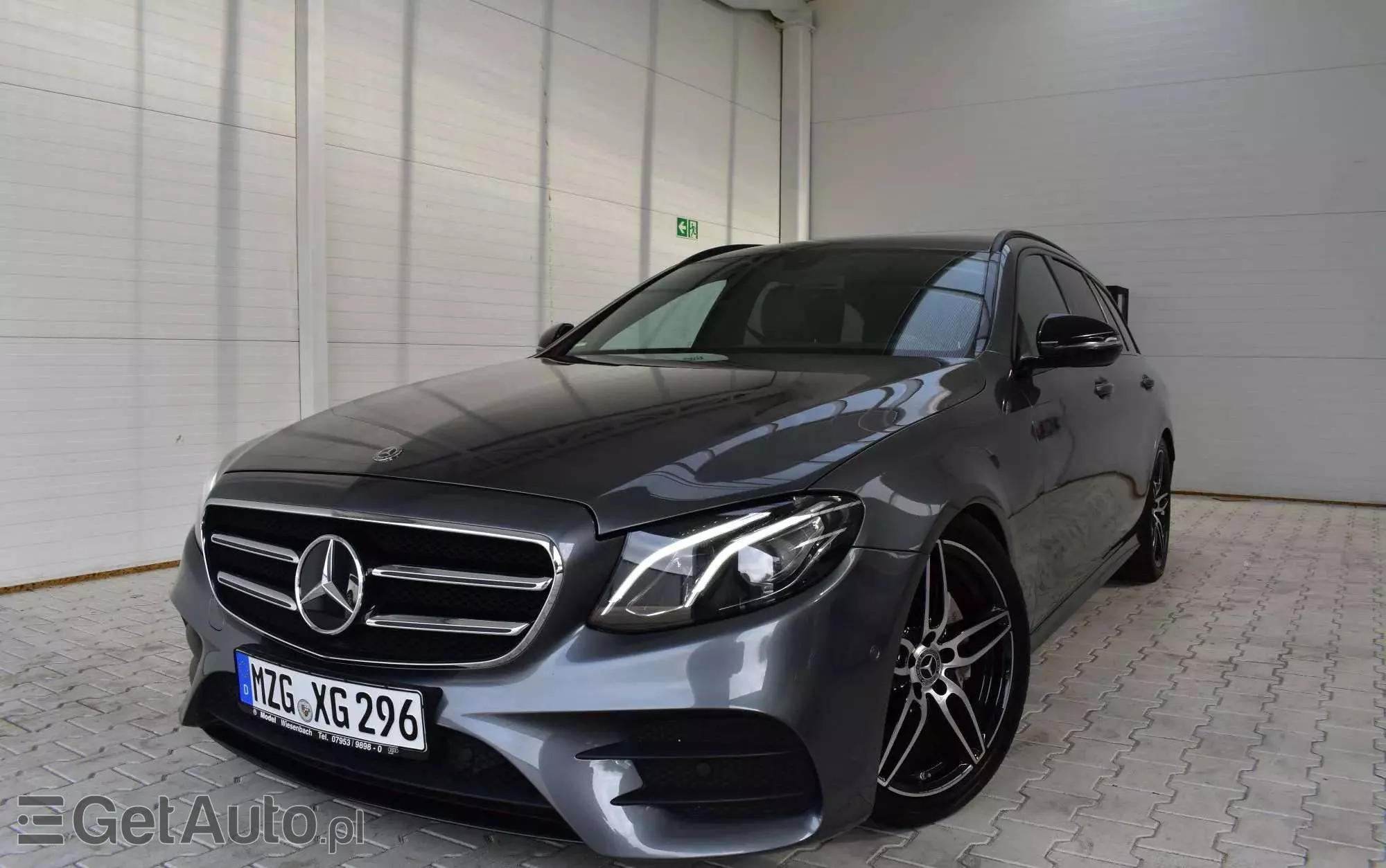 MERCEDES-BENZ Klasa E 220 d AMG