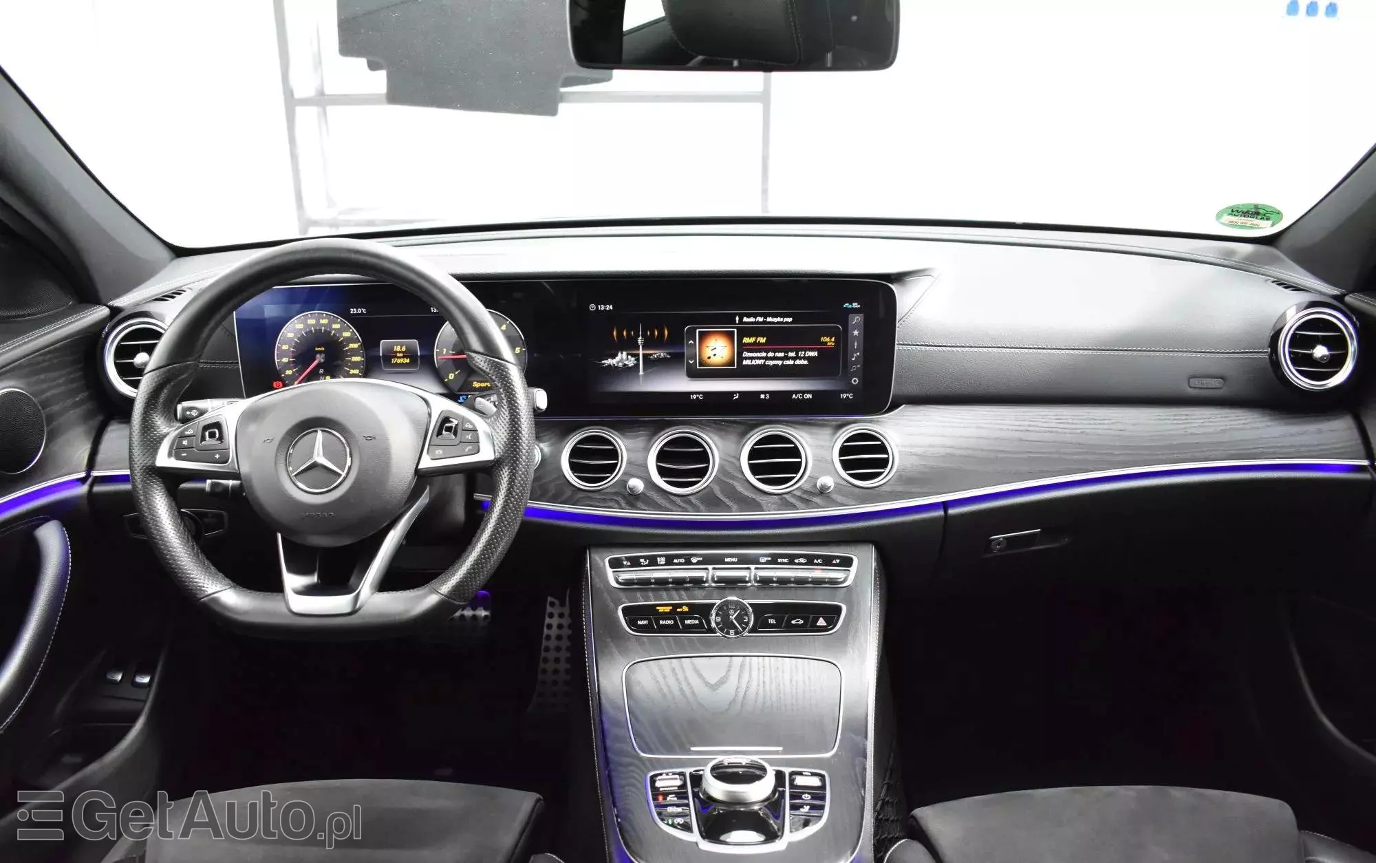 MERCEDES-BENZ Klasa E 220 d AMG