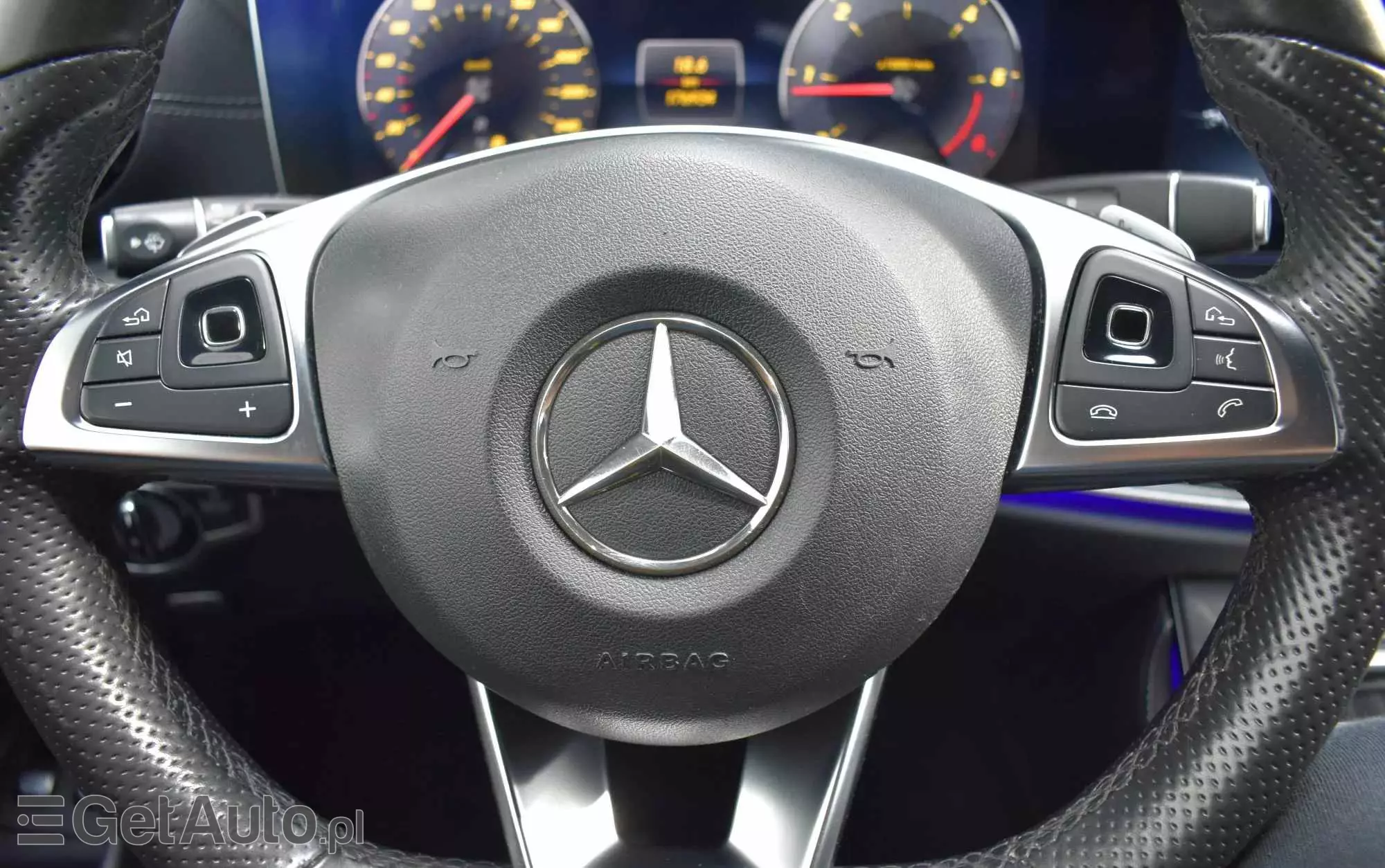 MERCEDES-BENZ Klasa E 220 d AMG