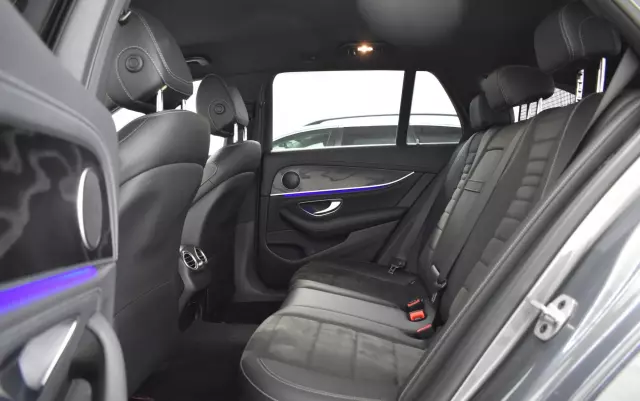 MERCEDES-BENZ Klasa E 220 d AMG