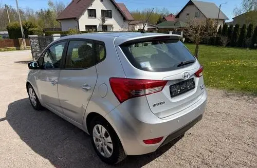HYUNDAI Ix20 