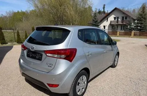 HYUNDAI Ix20 
