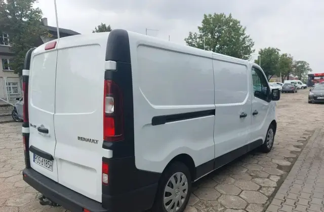 RENAULT Trafic 