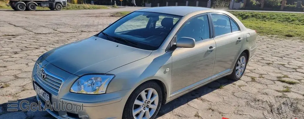 TOYOTA Avensis 