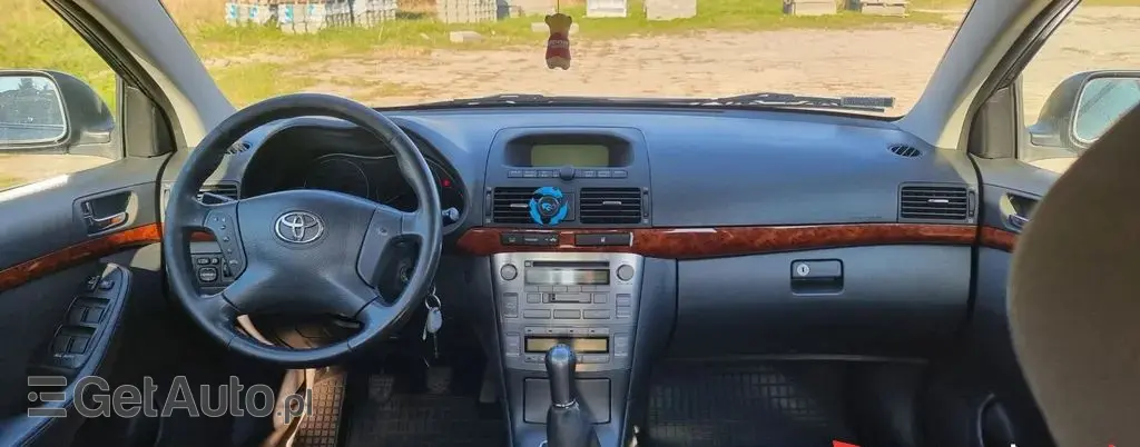 TOYOTA Avensis 