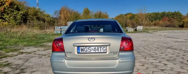 TOYOTA Avensis 