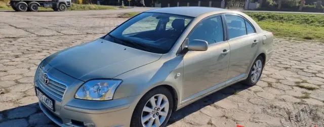 TOYOTA Avensis 