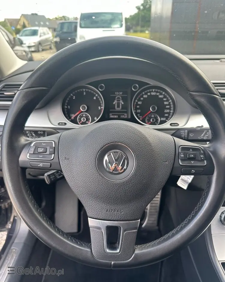 VOLKSWAGEN Passat Variant 2.0 TDI 4Mot Highline