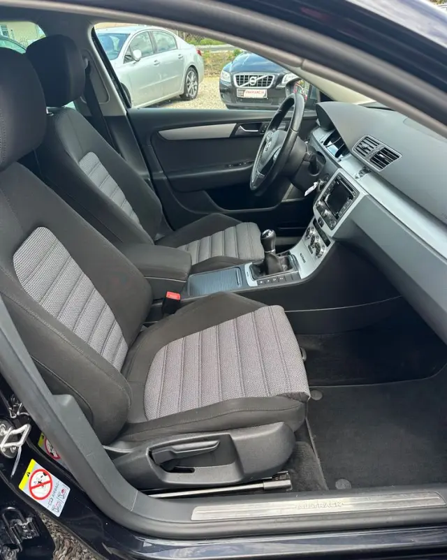 VOLKSWAGEN Passat Variant 2.0 TDI 4Mot Highline