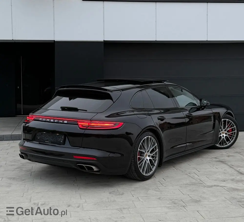 PORSCHE Panamera Turbo