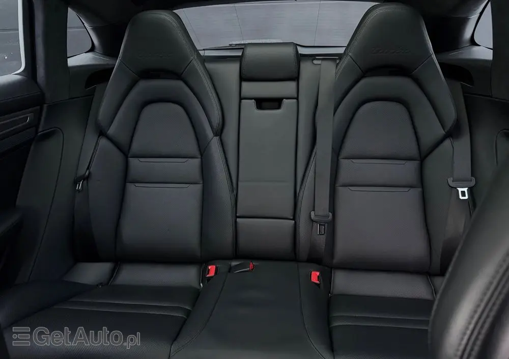 PORSCHE Panamera Turbo