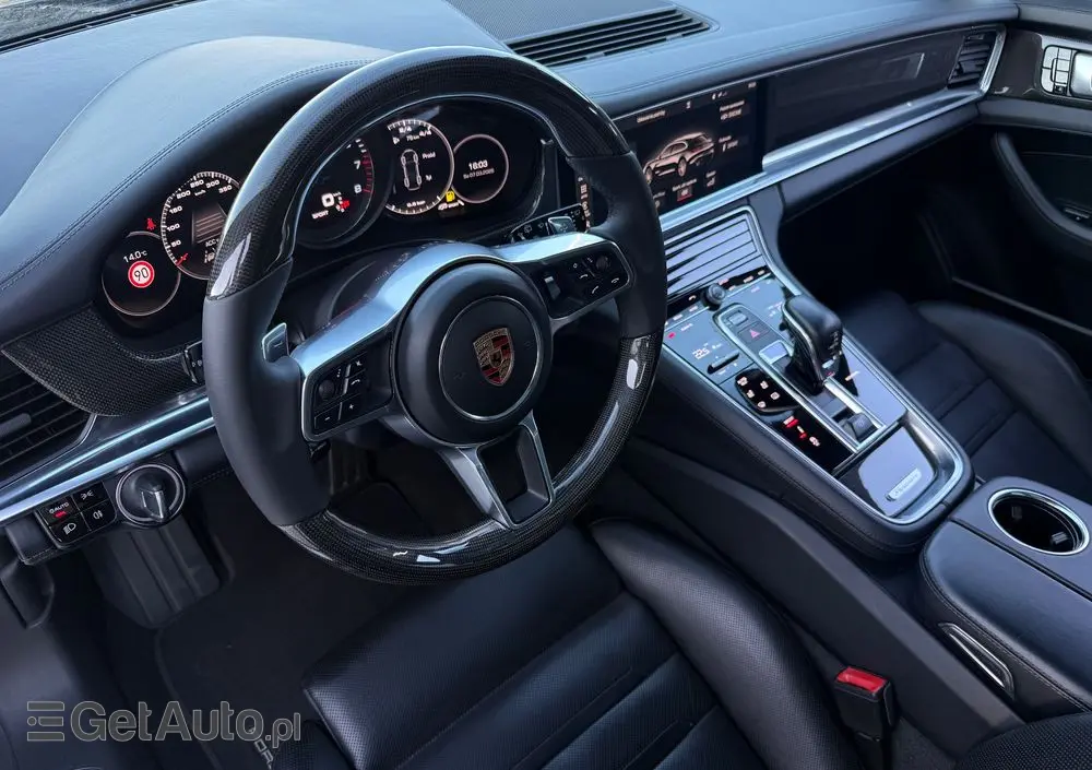 PORSCHE Panamera Turbo